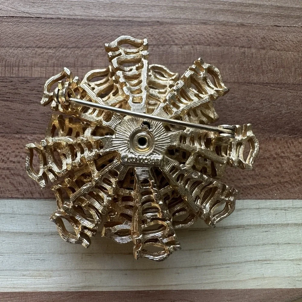 Vintage 1940s-50s Corocraft Flower Brooch Pin 2 Inch Openwork Gold Plated Signed